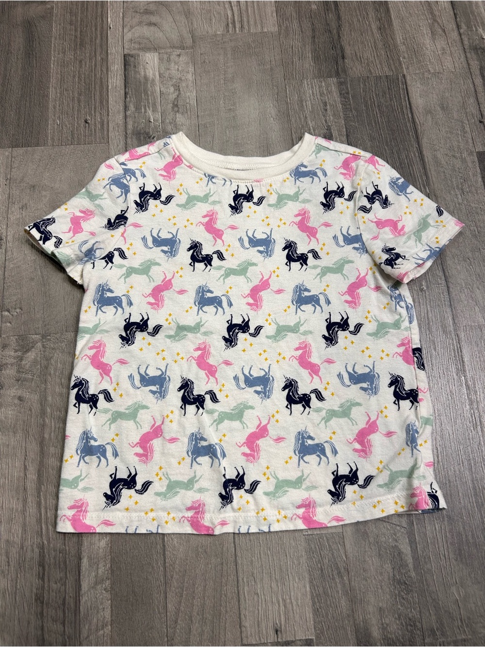 Toddler Girls Graphic Tee Short Sleeve Bundle 5T - Picture 14 of 16